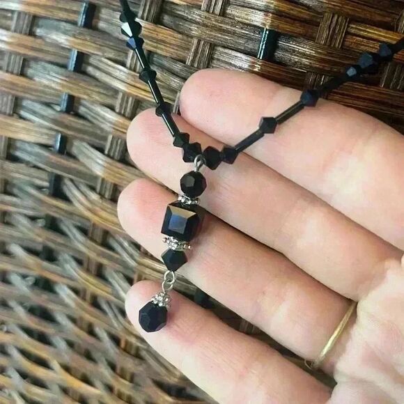 Victorian style black faceted lariat necklace CC USA witch fairy goth whimsical - Picture 3 of 4
